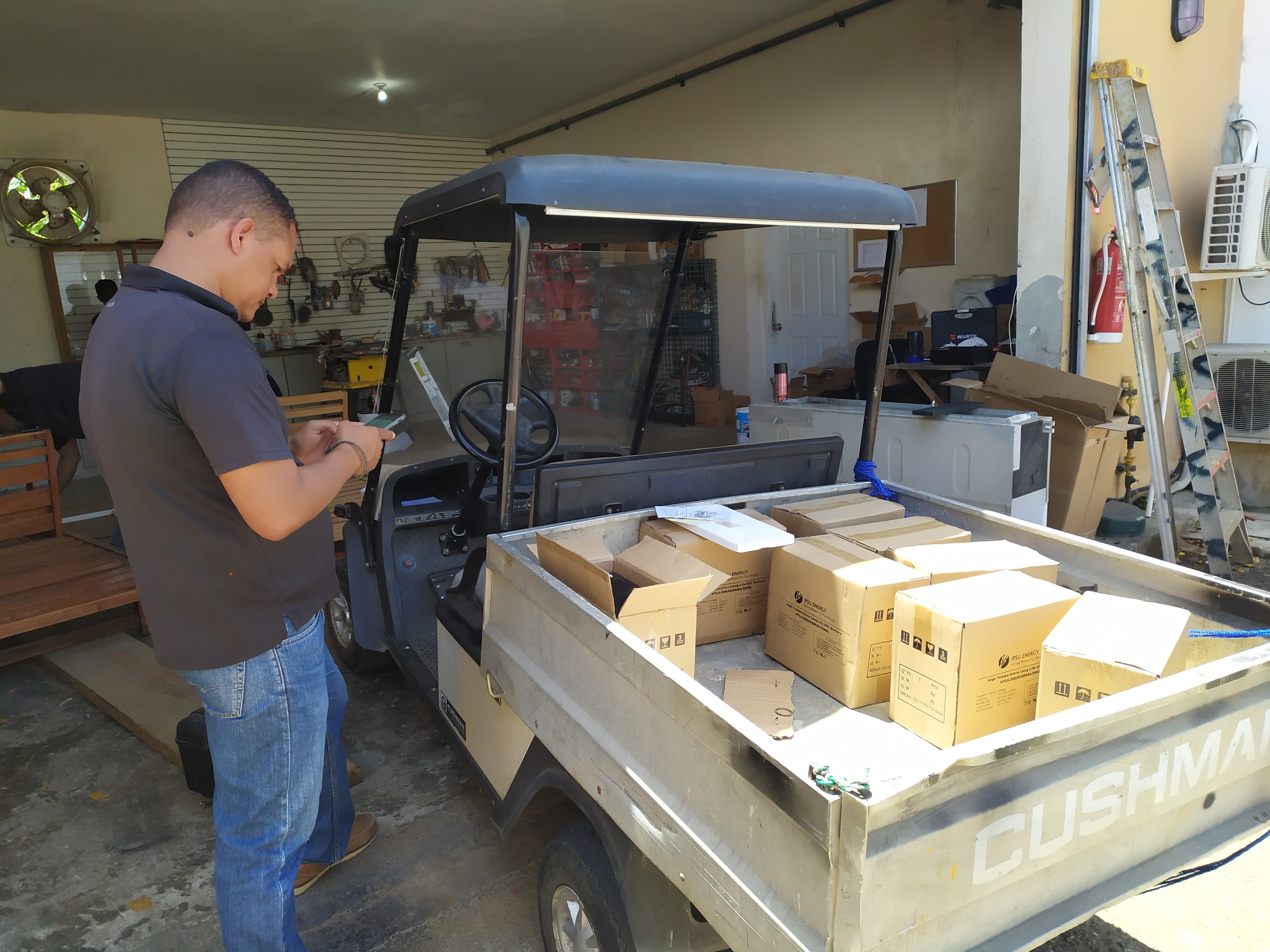 IPSU Energy HTL Deep Cycle Battery delivery on Cushman vehicle at Amanera resort