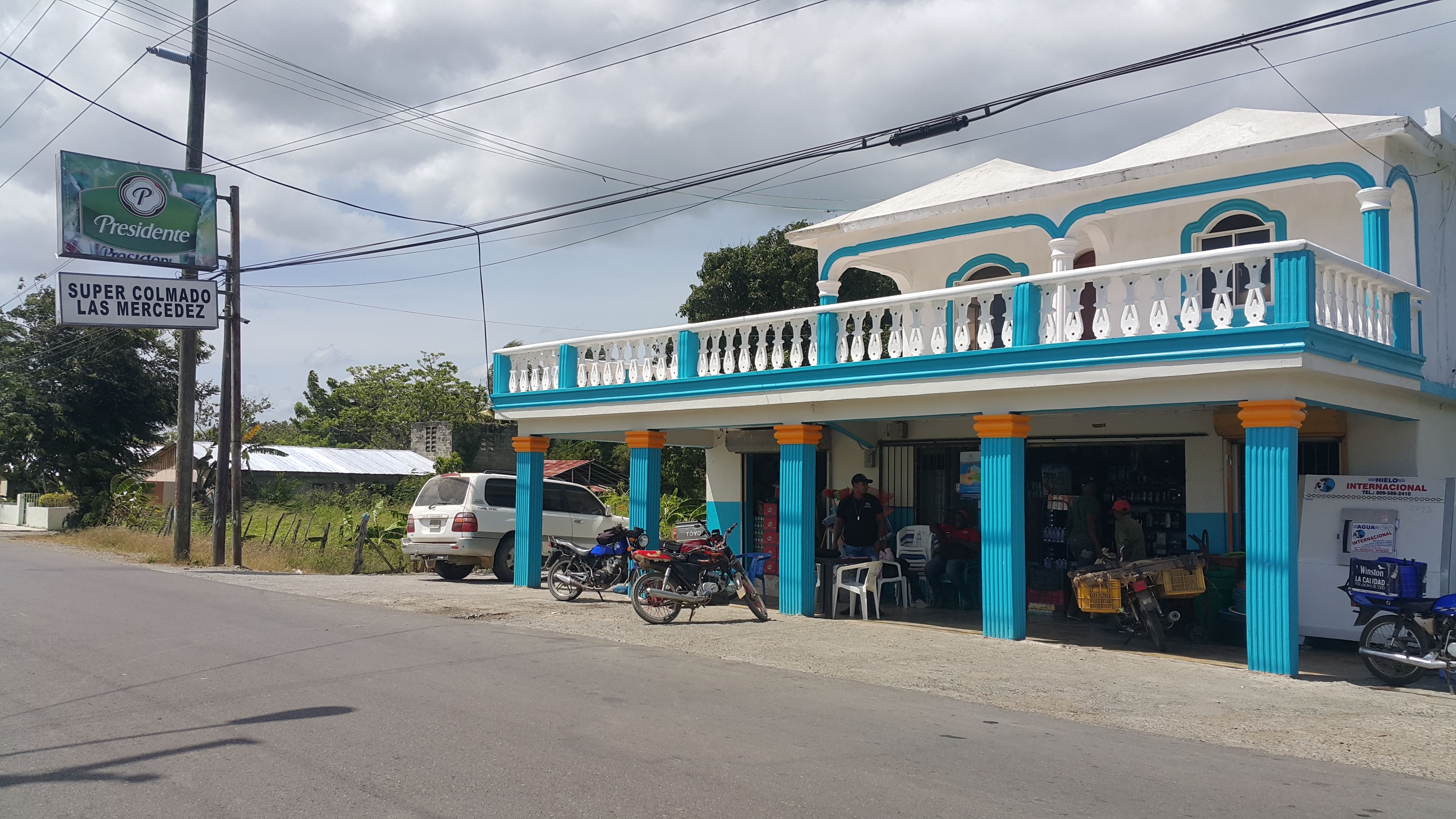 Super Colmado Las Mercedez — PKCELL distribution partner in the Dominican Republic