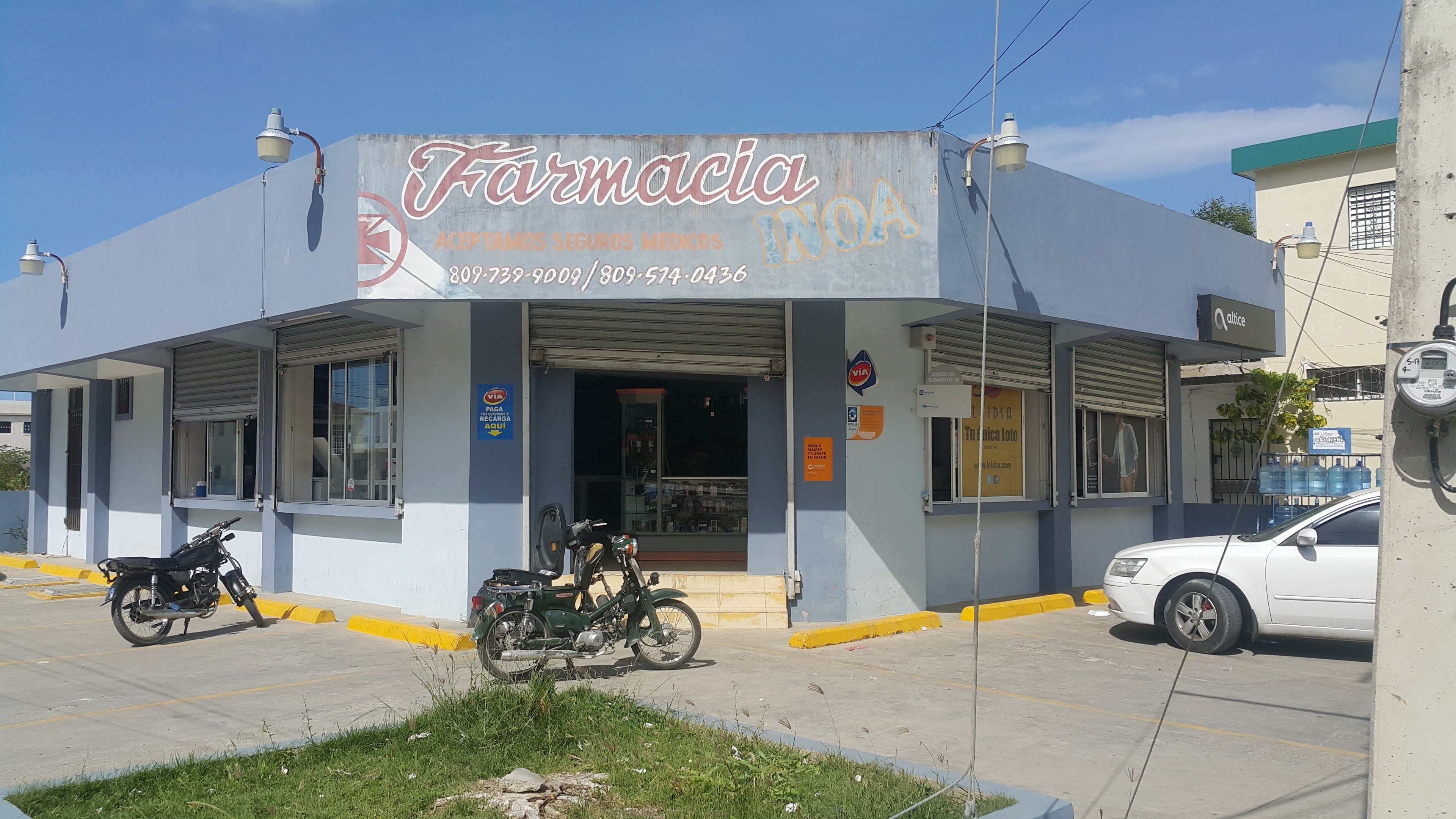 Farmacia Inoa exterior — PKCELL distribution partner